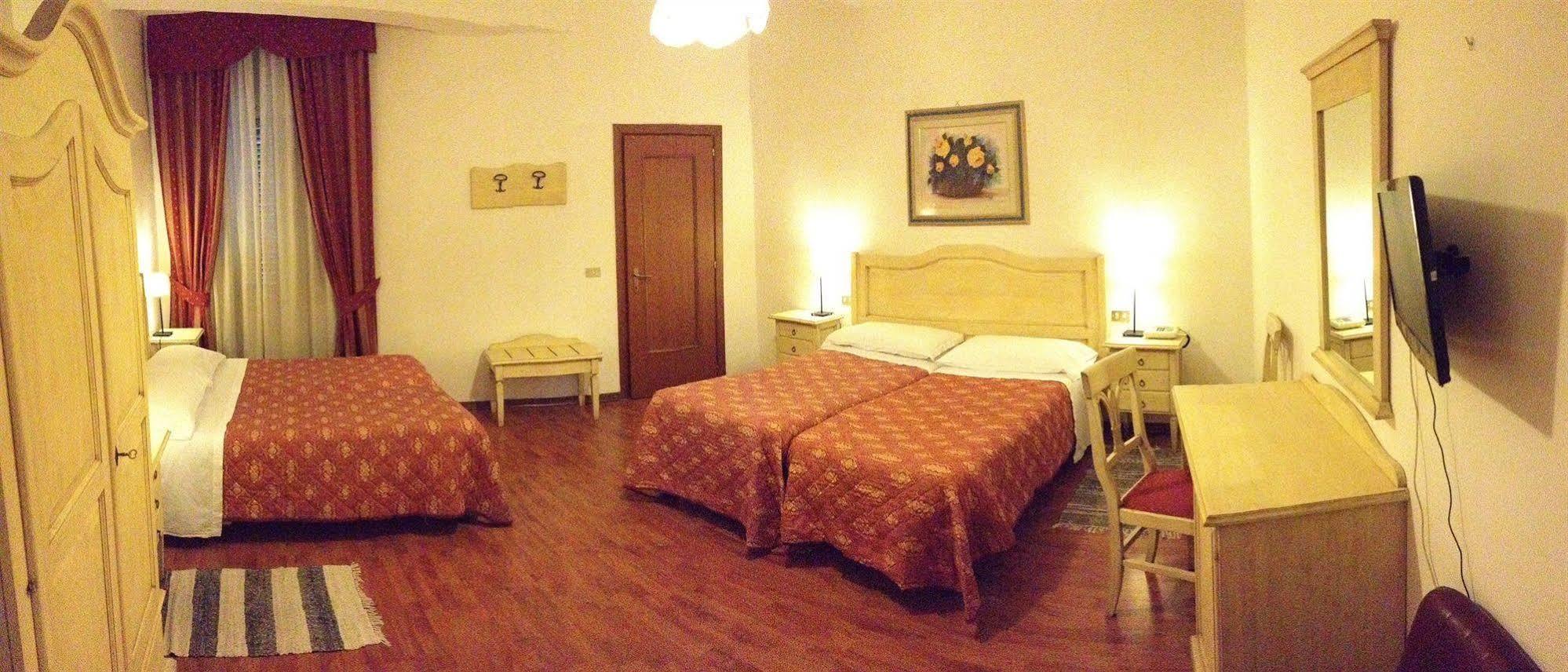 Hotel Umbria Perugia Ngoại thất bức ảnh